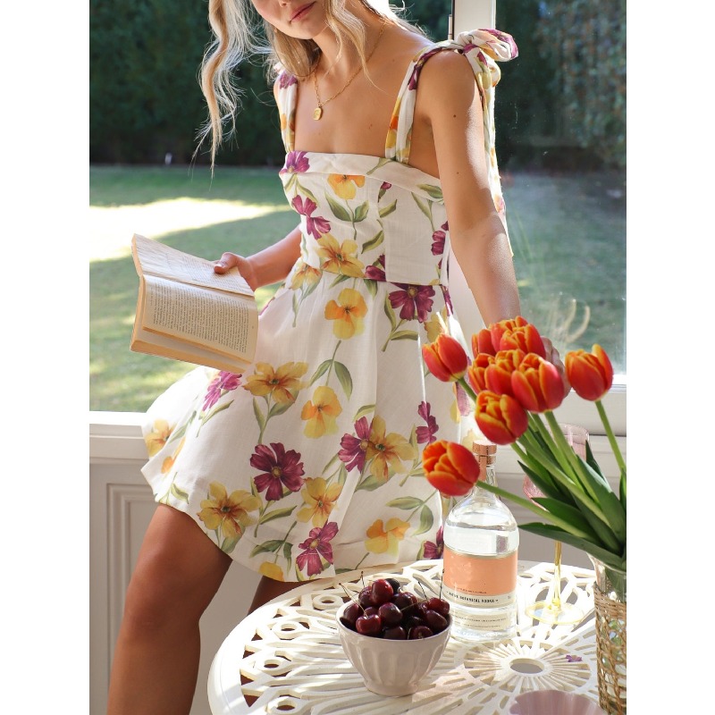 Summer Clothing Online - Fashionable and Elegant Women's Summer Strap-on