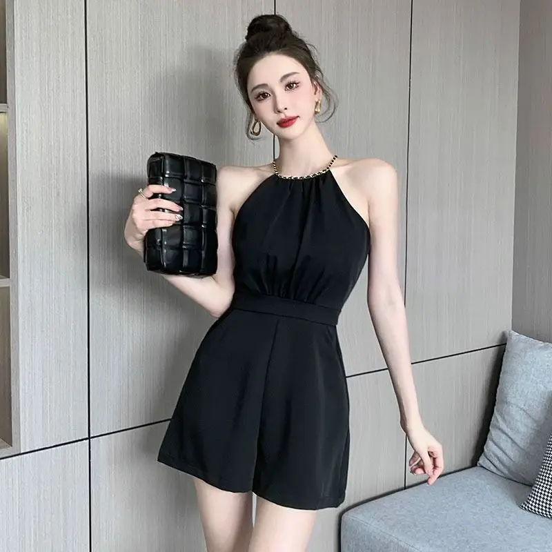Cool White Woman Shorts Office - Summer Clothing Trends For Women 评论和价格