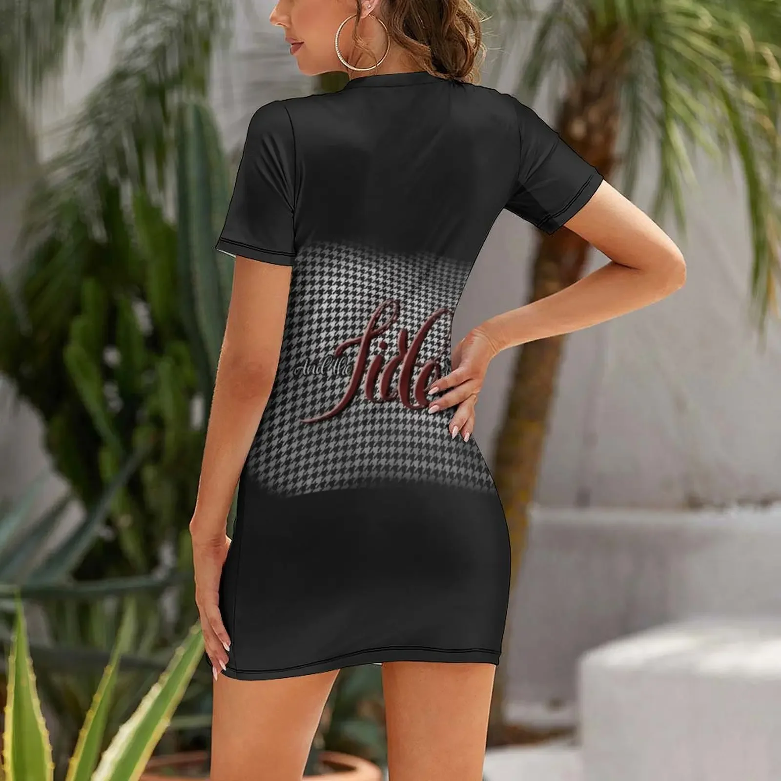 And The Tide Rolls On, V2 Shor - Summer Clothing Online 评论和价格
