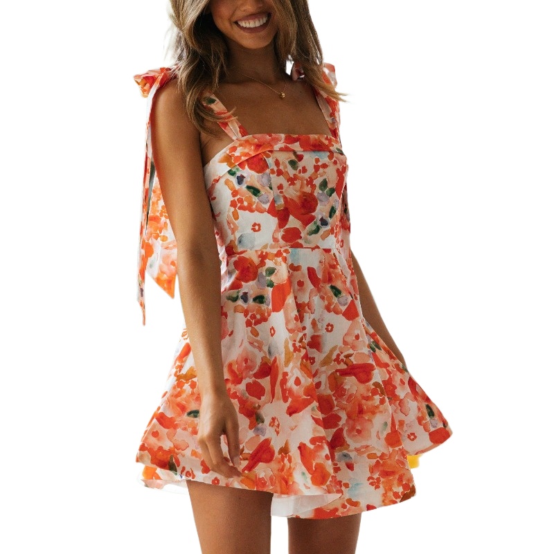 Fashionable and Elegant Women' - Summer Clothing Online 评论和价格